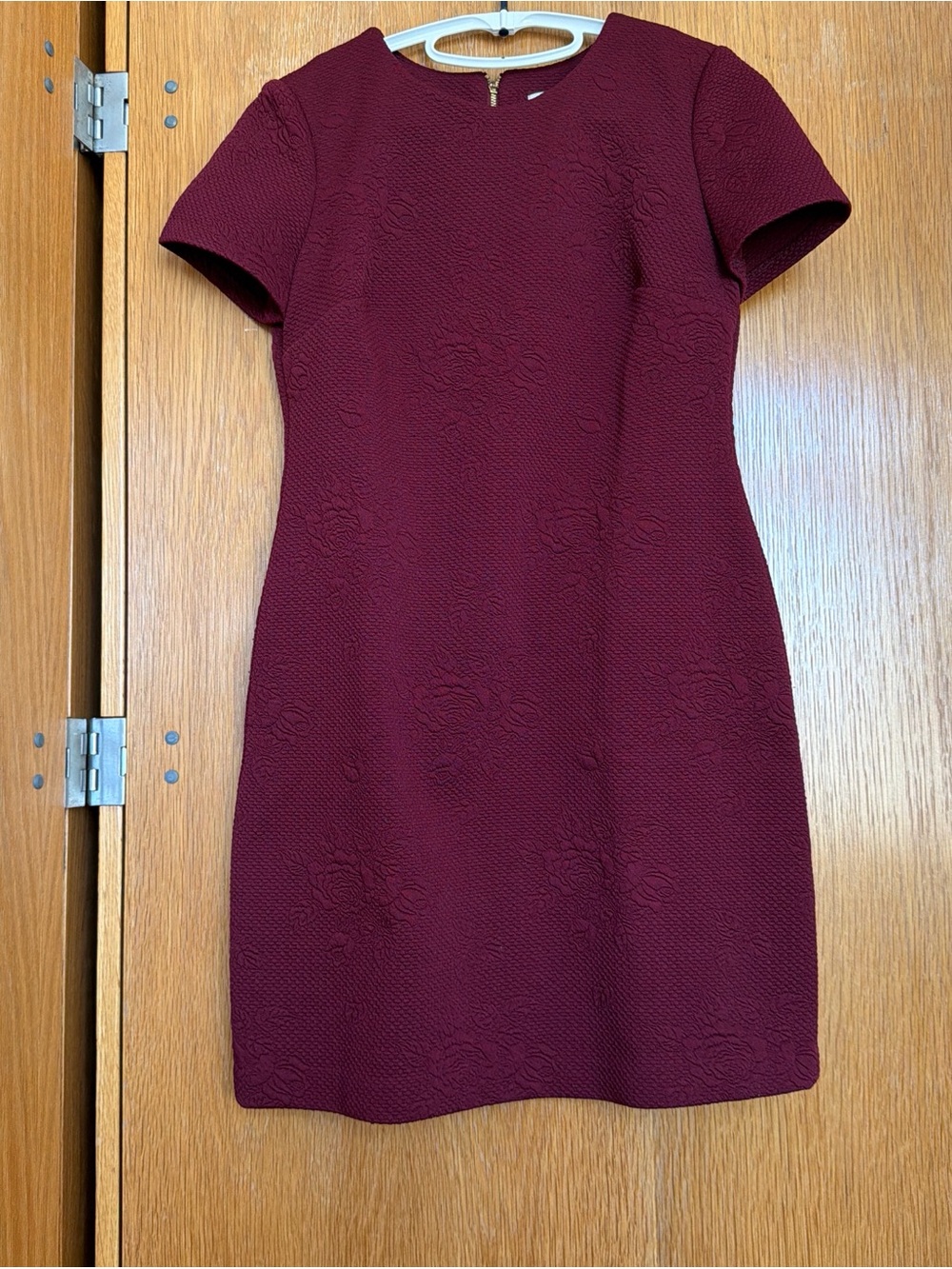 Calvin Klein Burgundy Textured Short Sleeve Shift Dress